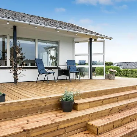 Nice In With House Sea View